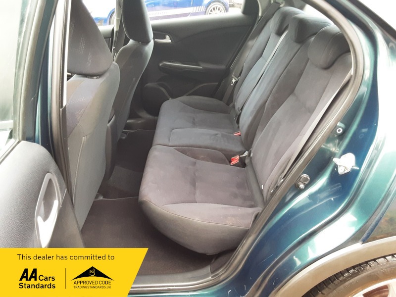 Used Honda Civic 2012 for sale - 76605322: Photo 18