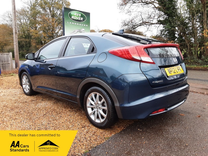 Used Honda Civic 2012 for sale - 76605322: Photo 5