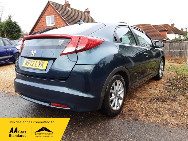 Used Honda Civic 2012 for sale - 76605322: Photo 7