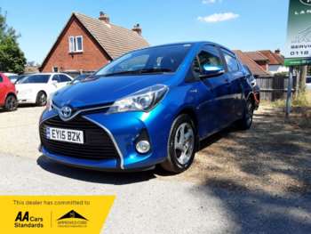 Used Toyota Yaris 2015 for sale - 75221734: Photo