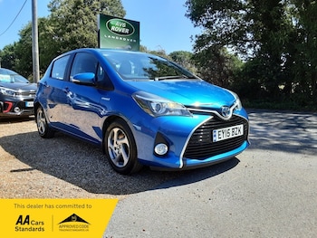 Used Toyota Yaris 2015 for sale - 75574181: Photo