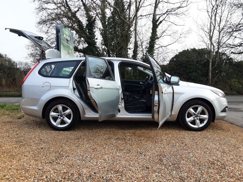 Used Ford Focus 2010 for sale - 77584175: Photo 10