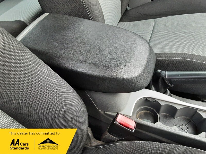 Used Ford Focus 2010 for sale - 77584175: Photo 19