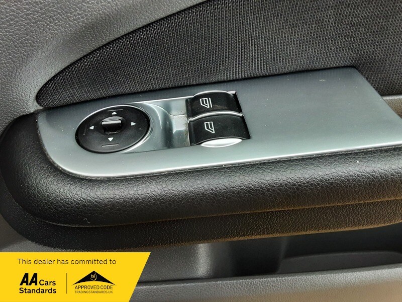 Used Ford Focus 2010 for sale - 77584175: Photo 20