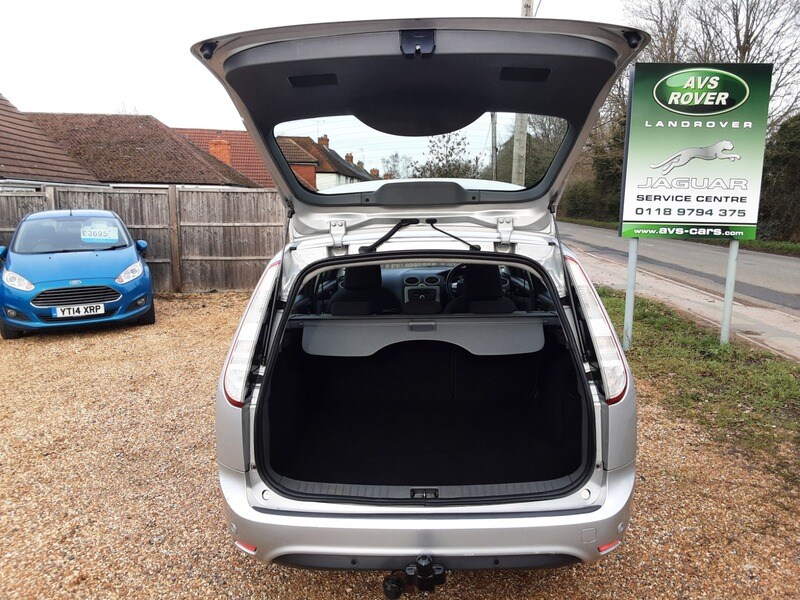 Used Ford Focus 2010 for sale - 77584175: Photo 27