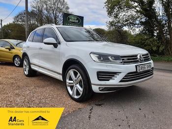 Used Volkswagen Touareg 2016 for sale - 78345271: Photo