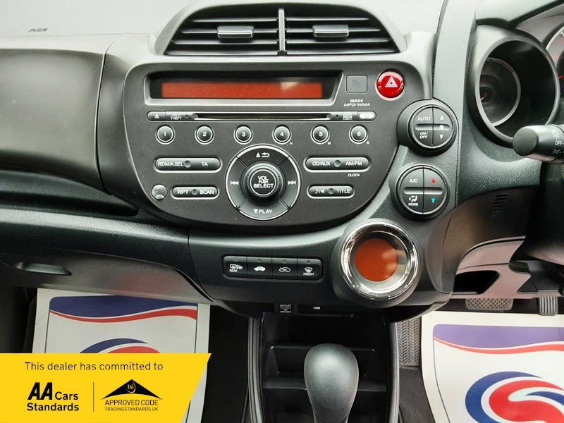 Used Honda Jazz 2012 for sale - 76454951: Photo 11