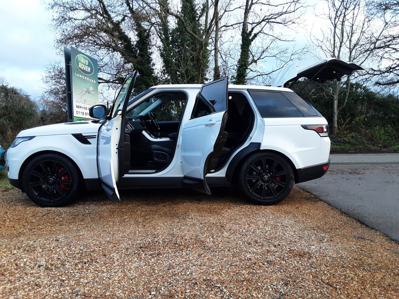 Used Land Rover Range Rover Sport 2017 for sale - 76910775: Photo 11