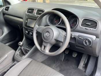 Used Volkswagen Golf 2010 for sale - 75256935: Photo