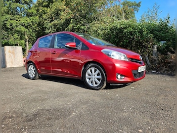 Used Toyota Yaris 2012 for sale - 75555869: Photo
