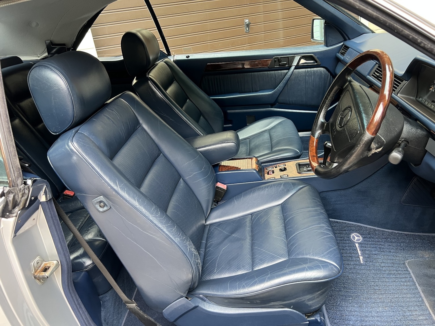 Used Mercedes-Benz E Class 1994 for sale - 76128928: Photo 21