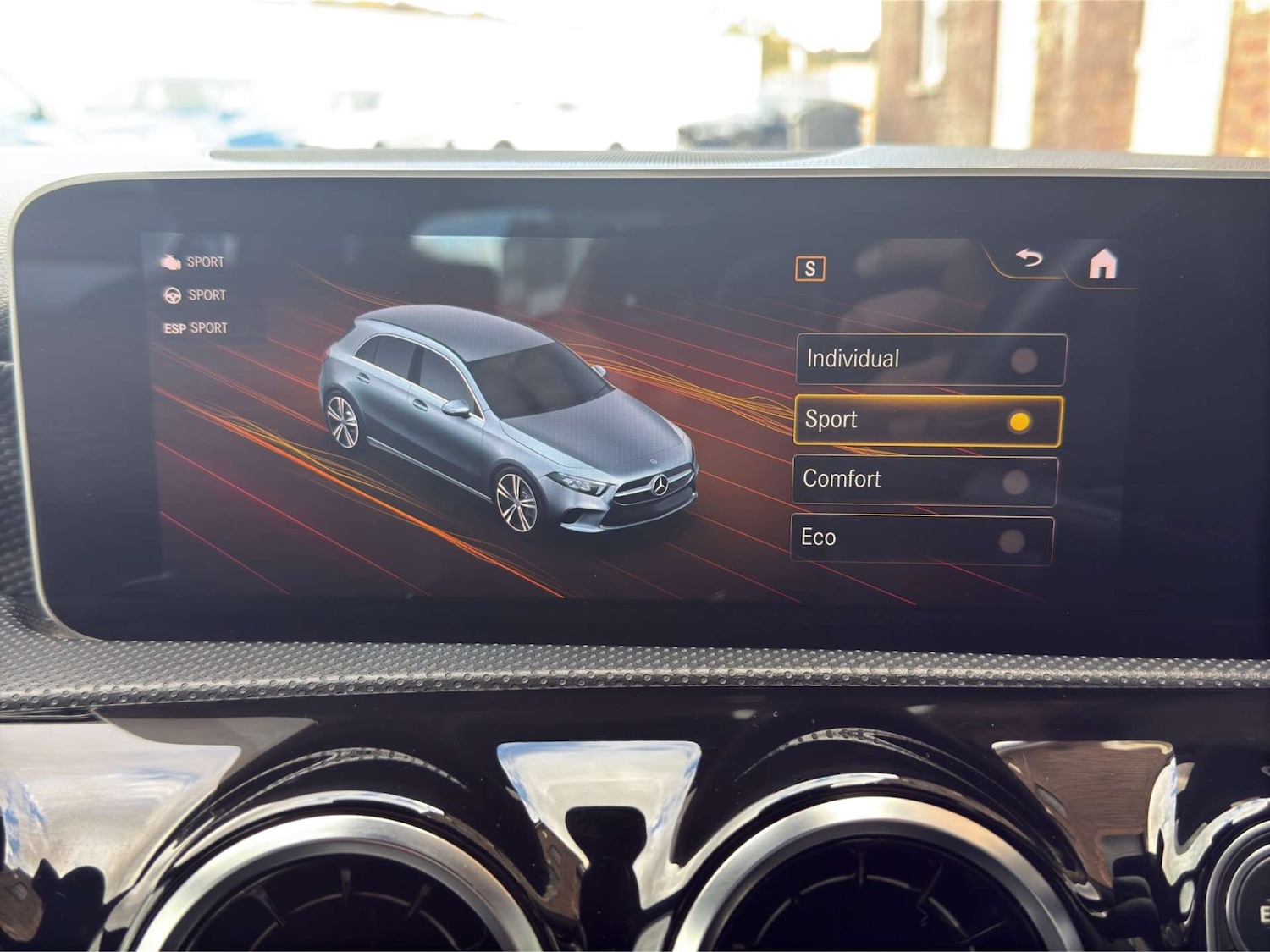 Used Mercedes-Benz A-Class 2019 for sale - 76878079: Photo 29