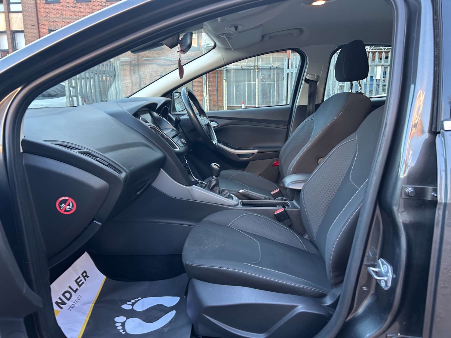 Used Ford Focus 2016 for sale - 77080239: Photo 24