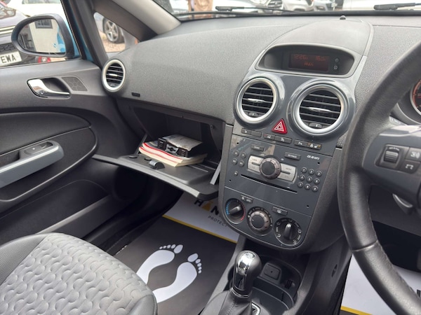 Used Vauxhall Corsa 2012 for sale - 76220611: Photo 15