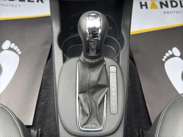 Used Vauxhall Corsa 2012 for sale - 76220611: Photo 18