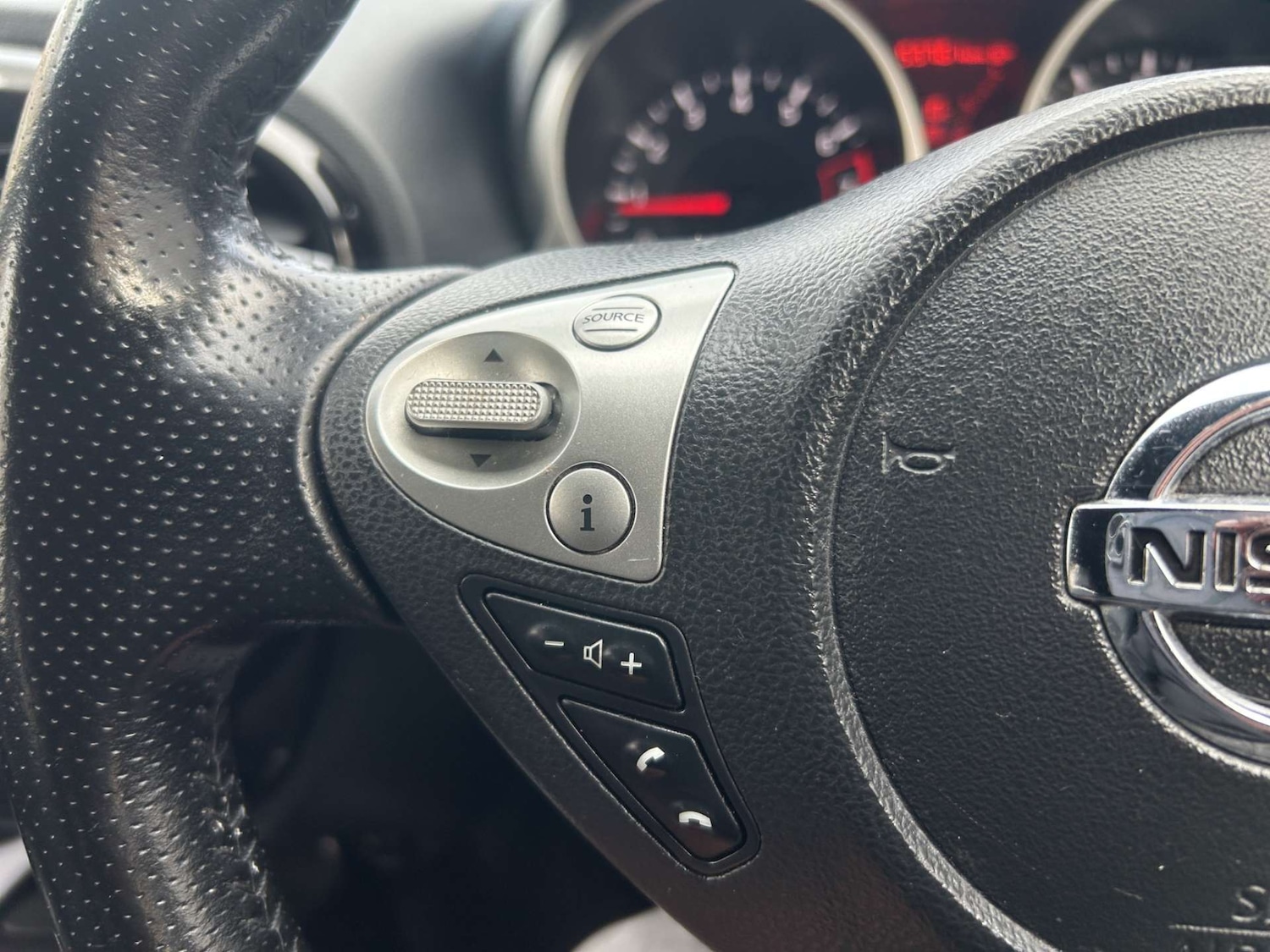 Used Nissan Juke 2018 for sale - 76172799: Photo 29