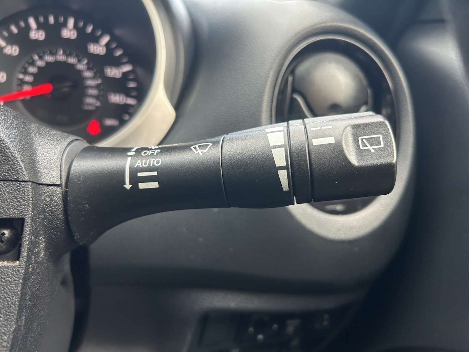Used Nissan Juke 2018 for sale - 76172799: Photo 32