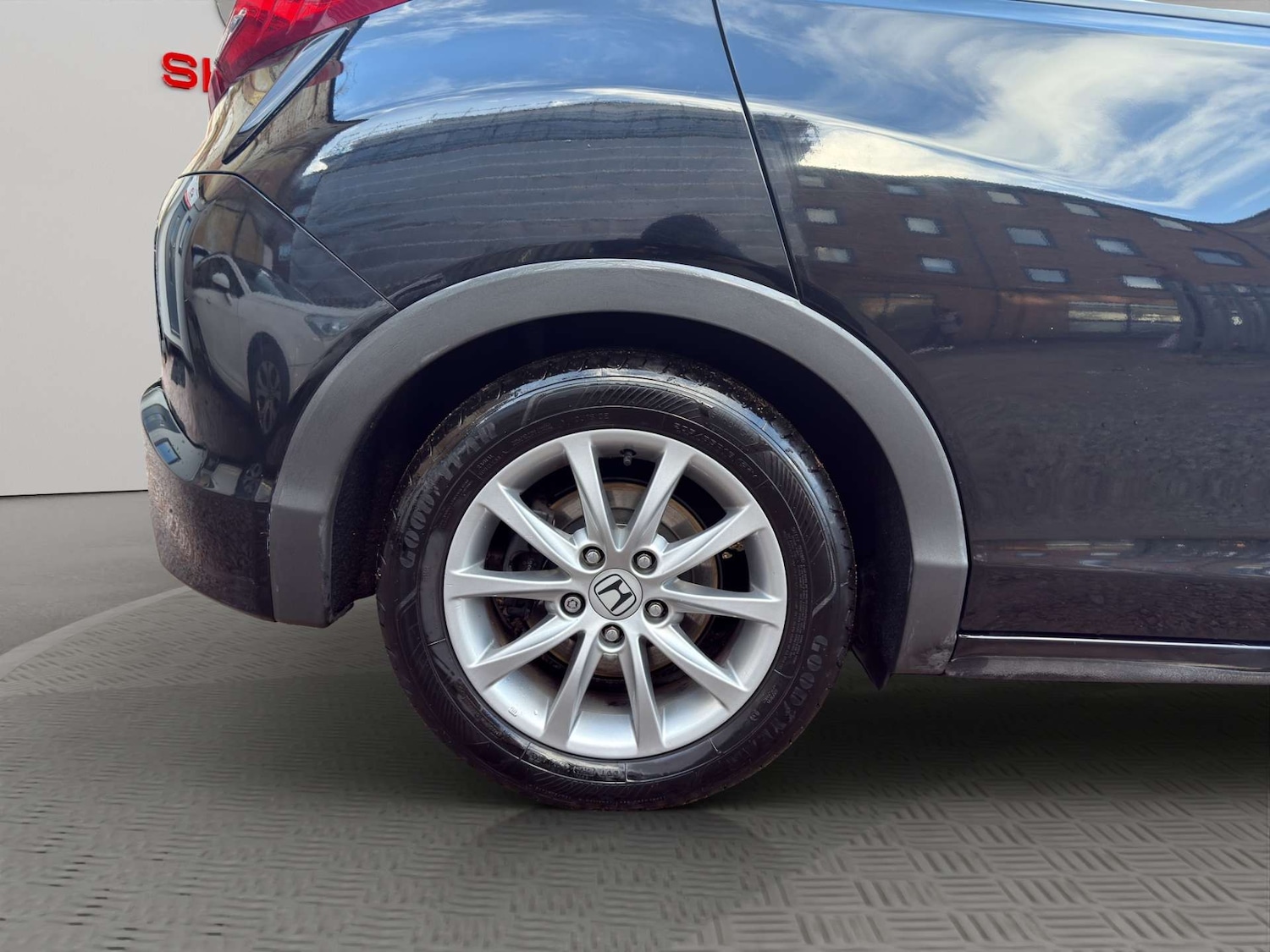 Used Honda Civic 2013 for sale - 77241508: Photo 29