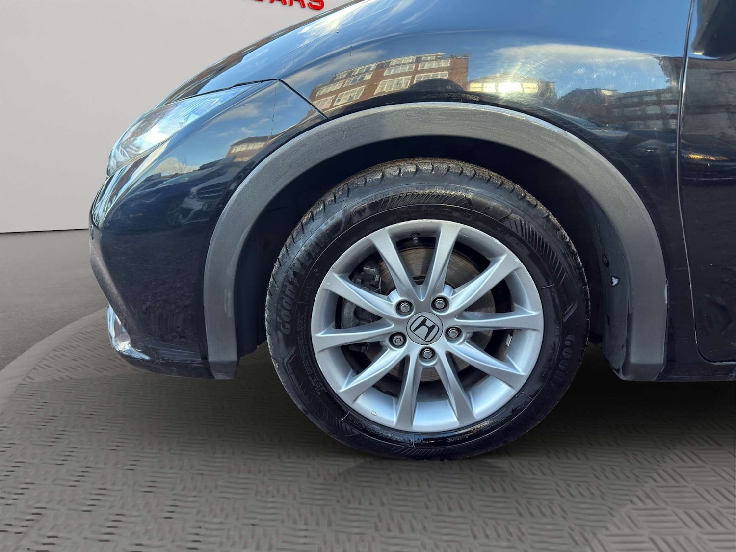 Used Honda Civic 2013 for sale - 77241508: Photo 31