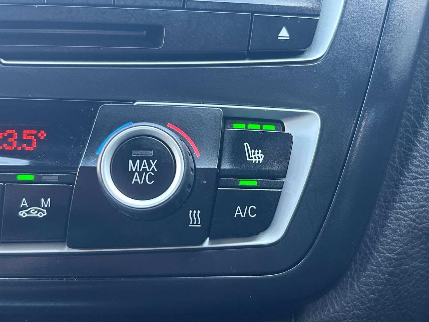 Used BMW 3 Series 2015 for sale - 77917752: Photo 32