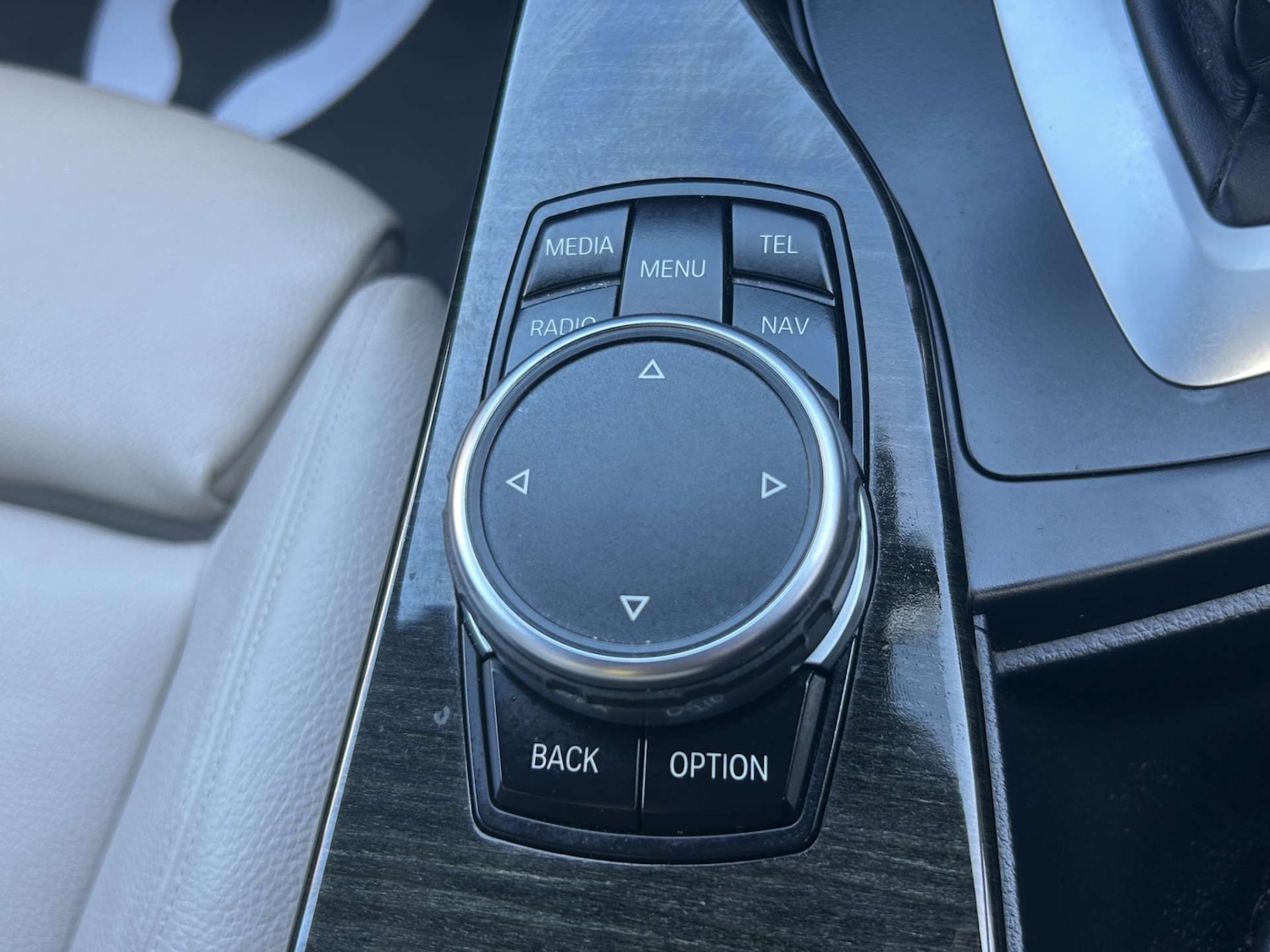 Used BMW 3 Series 2015 for sale - 77917752: Photo 39