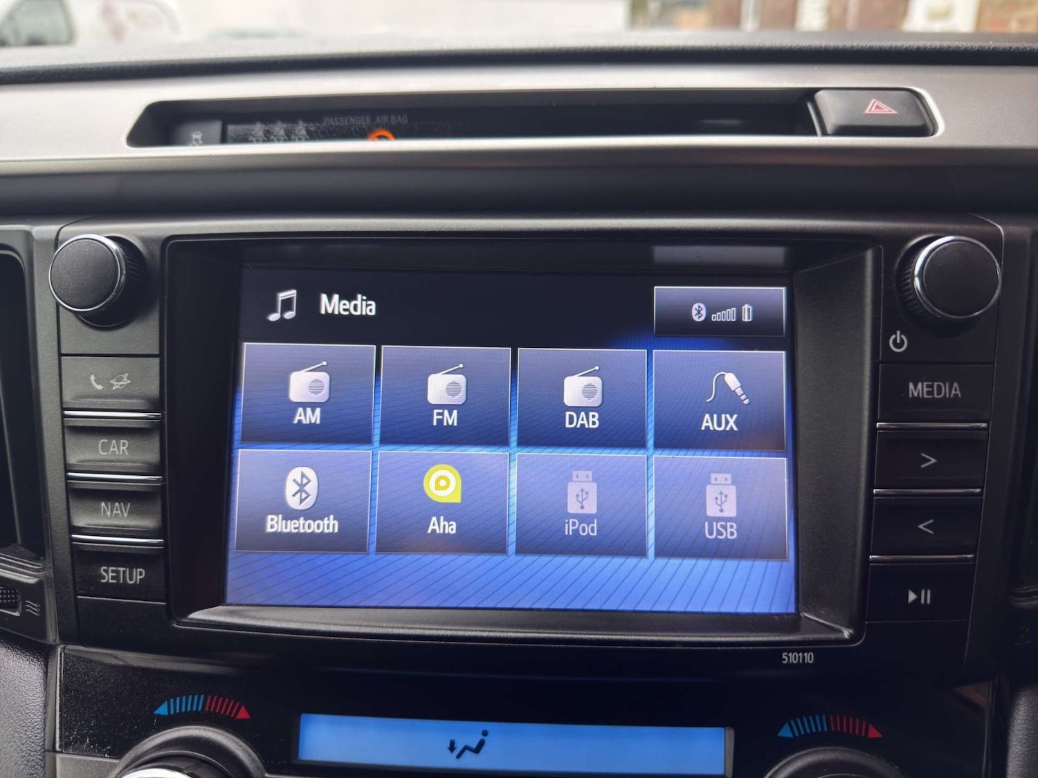 Used Toyota RAV4 2018 for sale - 76706764: Photo 25