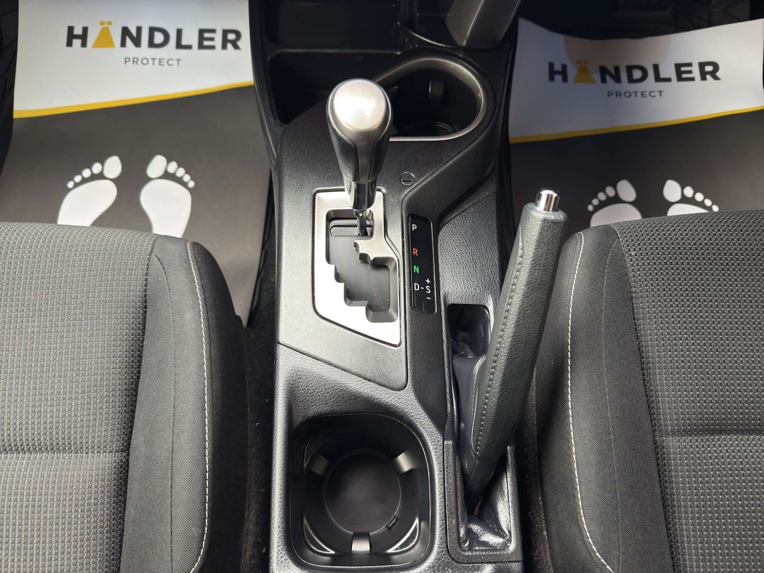 Used Toyota RAV4 2018 for sale - 76706764: Photo 32