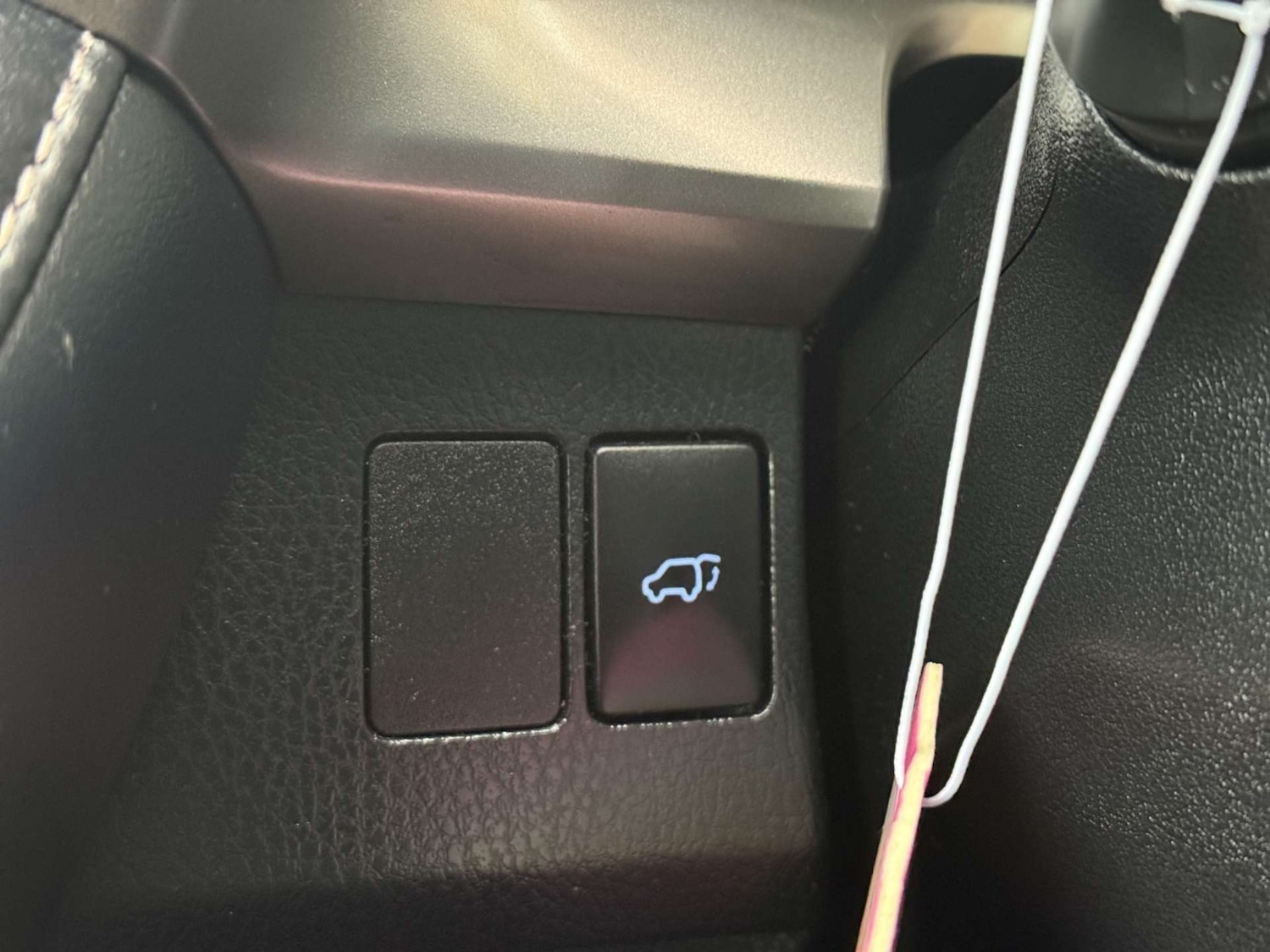 Used Toyota RAV4 2018 for sale - 76706764: Photo 41