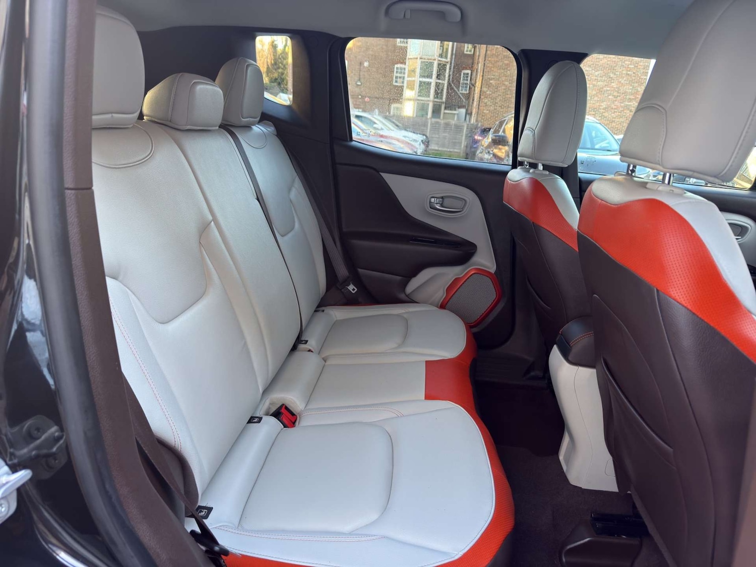 Used Jeep Renegade 2018 for sale - 76720438: Photo 16