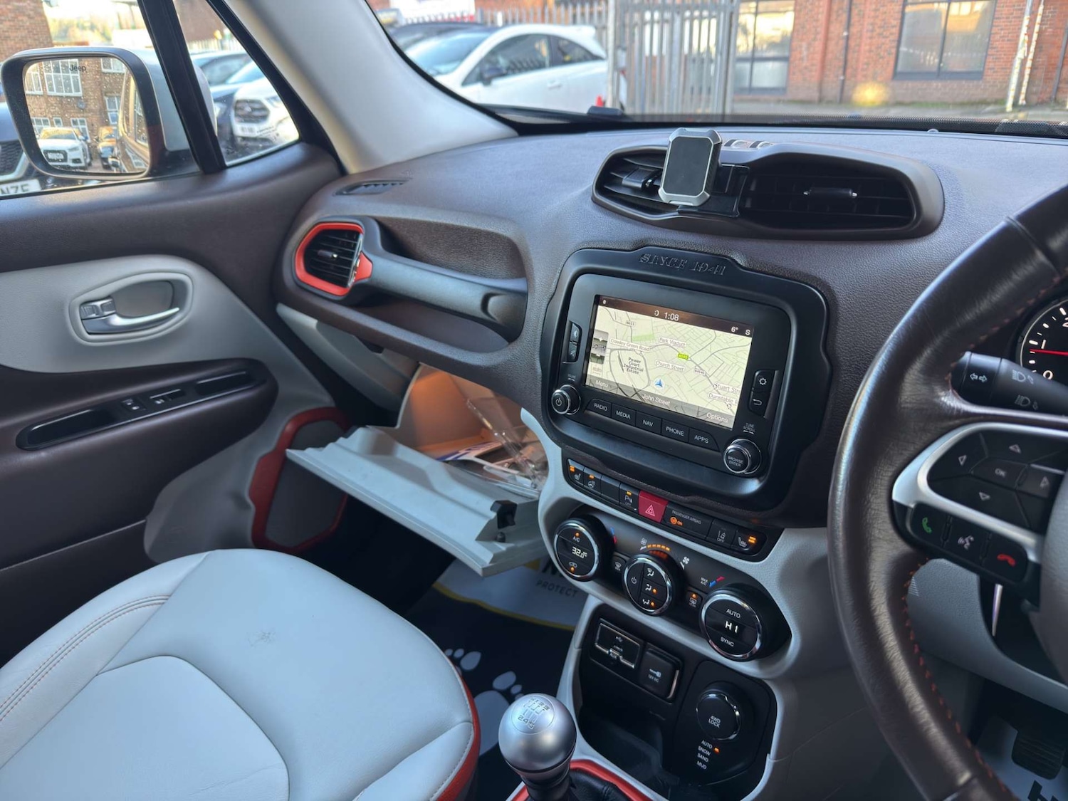 Used Jeep Renegade 2018 for sale - 76720438: Photo 23