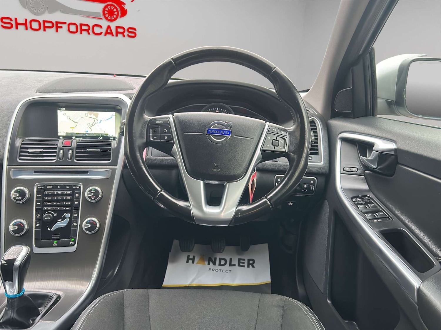 Used Volvo XC60 2015 for sale - 77946352: Photo 12