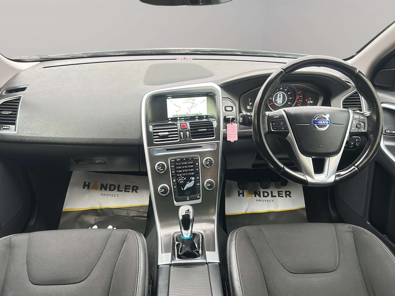 Used Volvo XC60 2015 for sale - 77946352: Photo 23