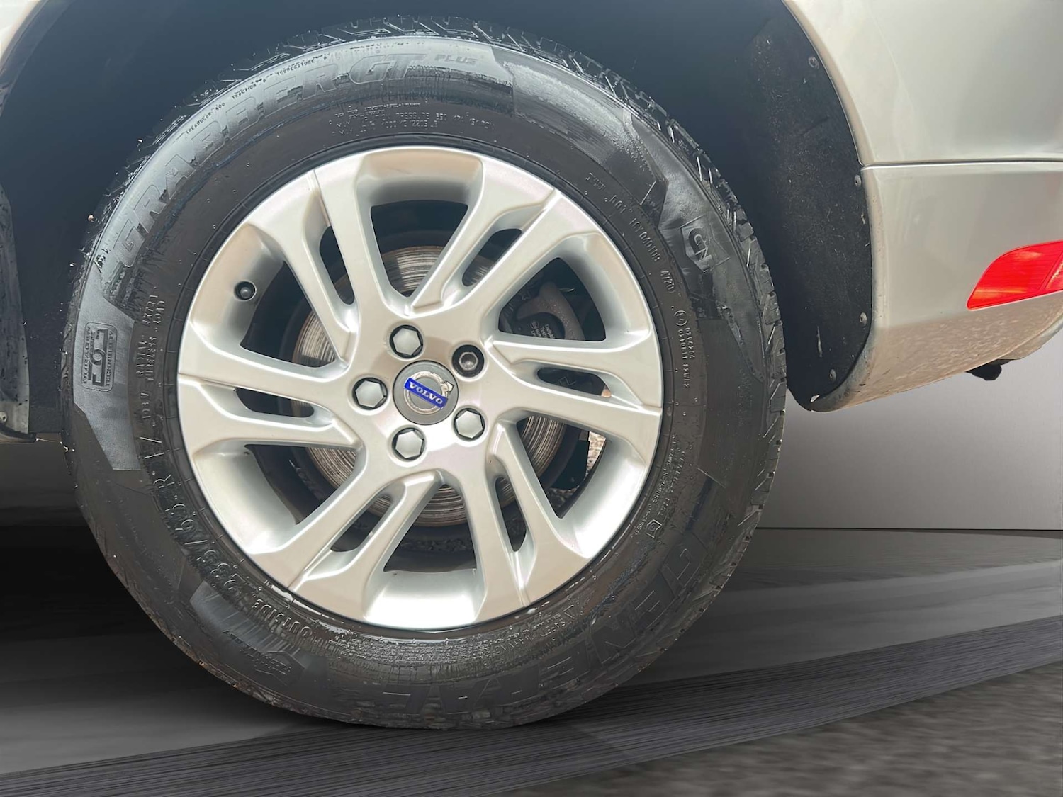 Used Volvo XC60 2015 for sale - 77946352: Photo 48