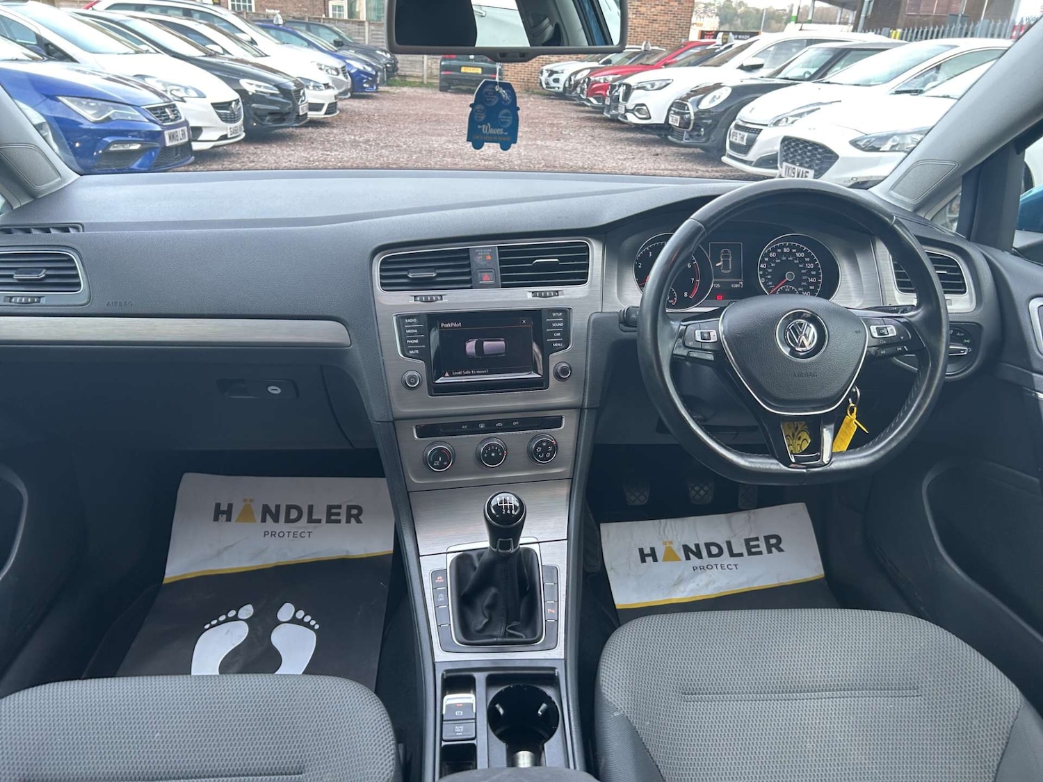 Used Volkswagen Golf 2014 for sale - 77393380: Photo 24