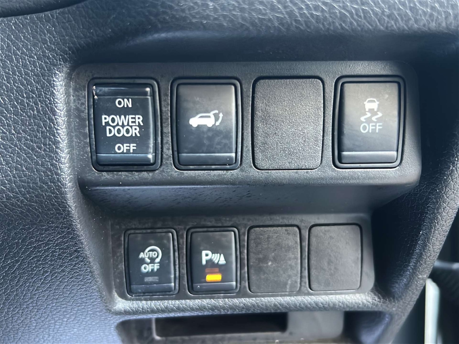 Used Nissan X-Trail 2016 for sale - 76465938: Photo 33