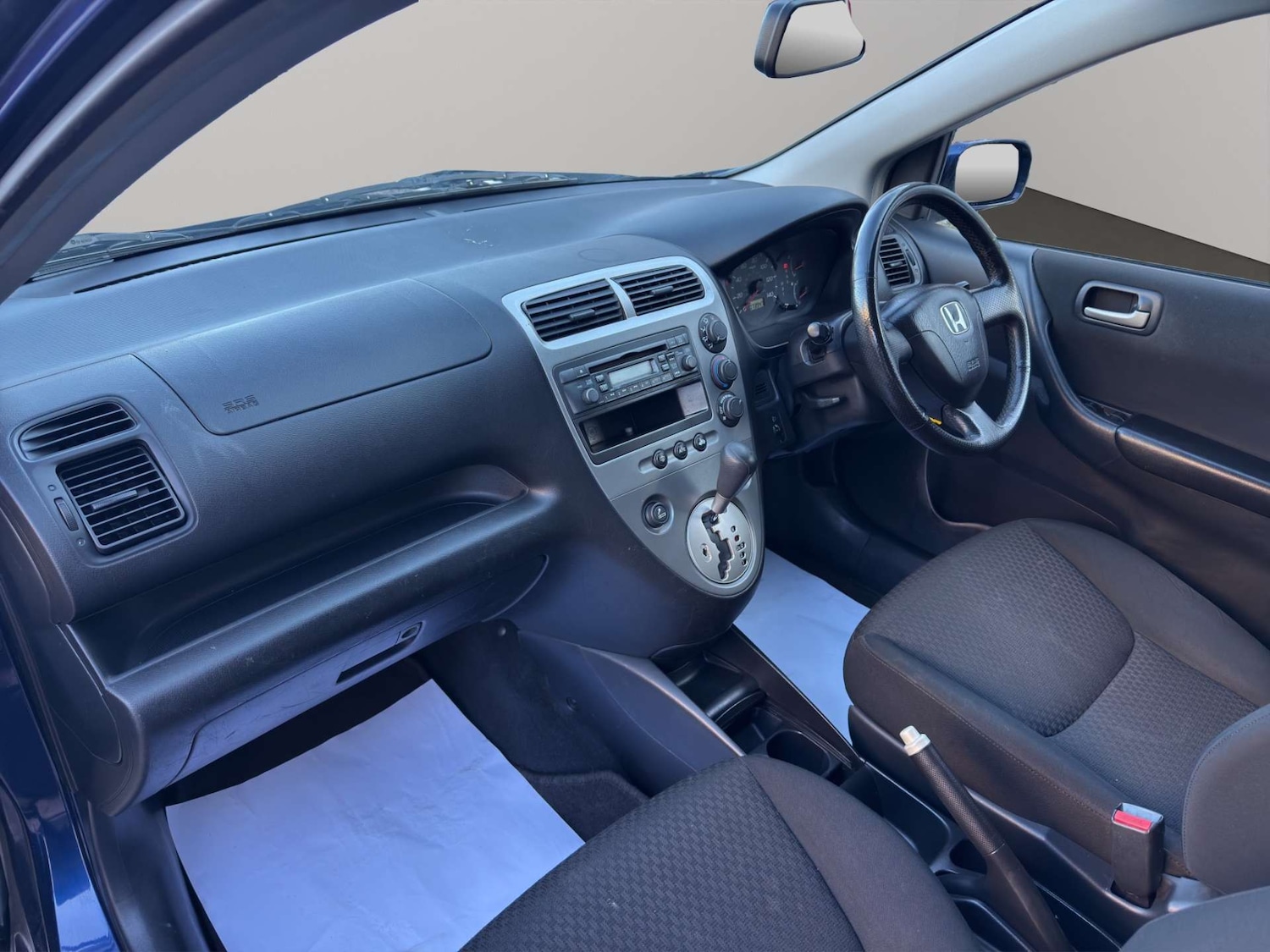 Used Honda Civic 2003 for sale - 77115844: Photo 18