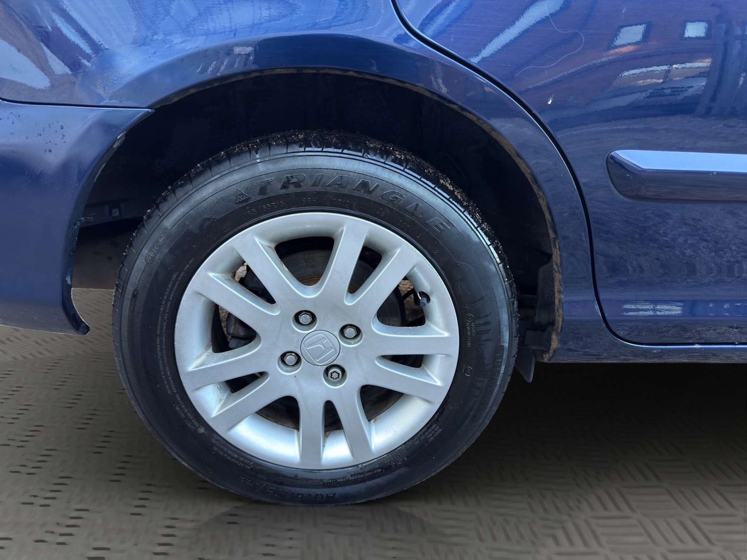 Used Honda Civic 2003 for sale - 77115844: Photo 42