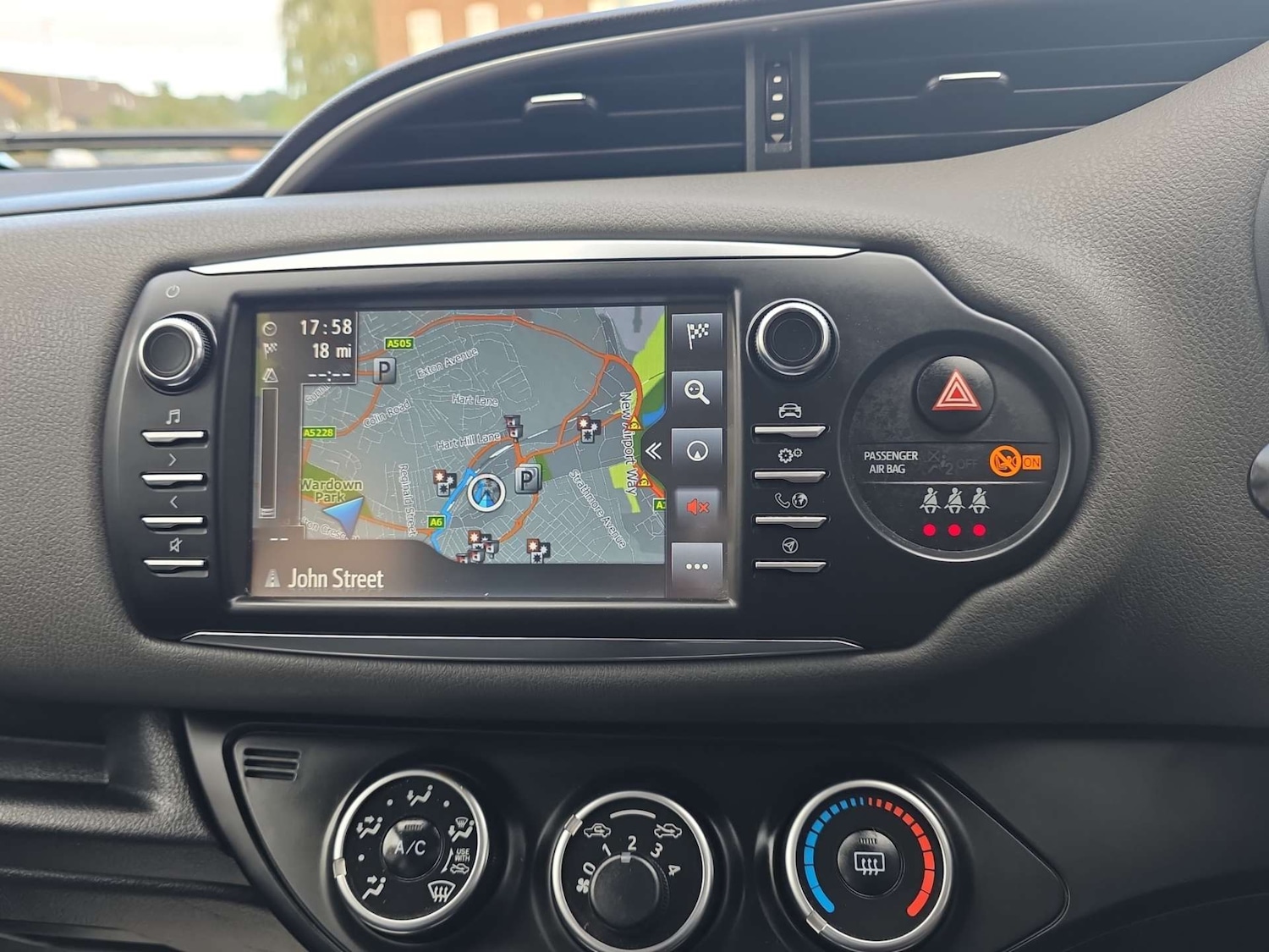 Used Toyota Yaris 2019 for sale - 76363765: Photo 37