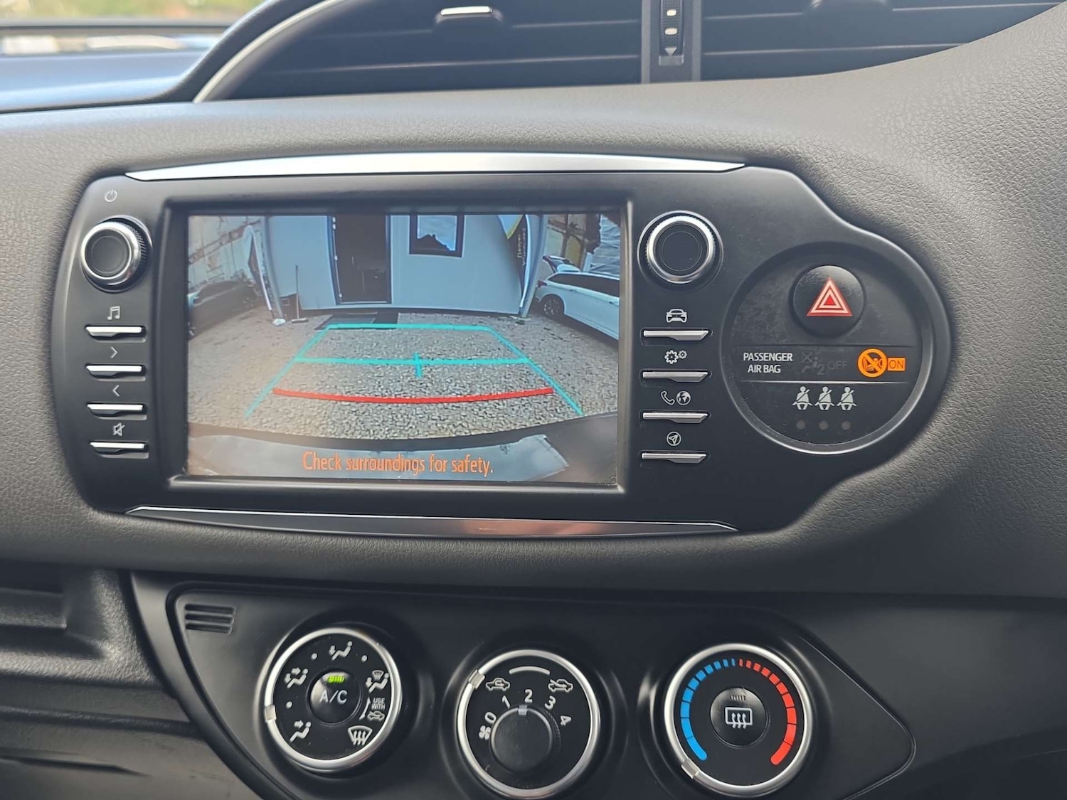 Used Toyota Yaris 2019 for sale - 76363765: Photo 39