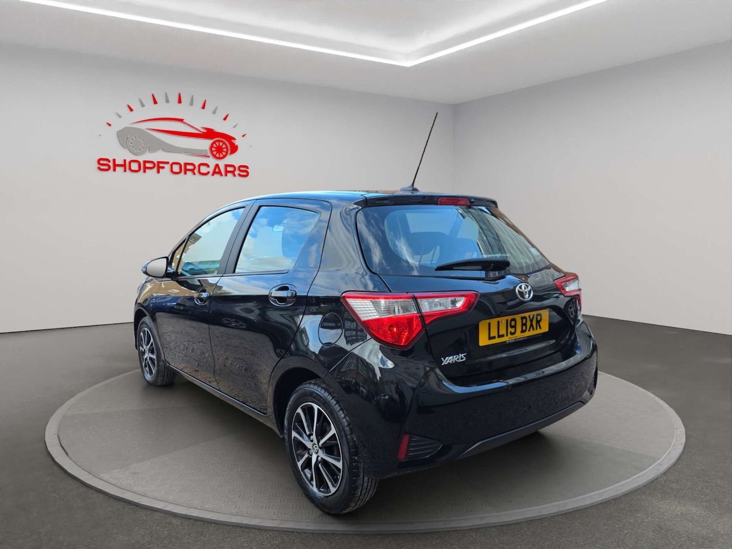 Used Toyota Yaris 2019 for sale - 76363765: Photo 4