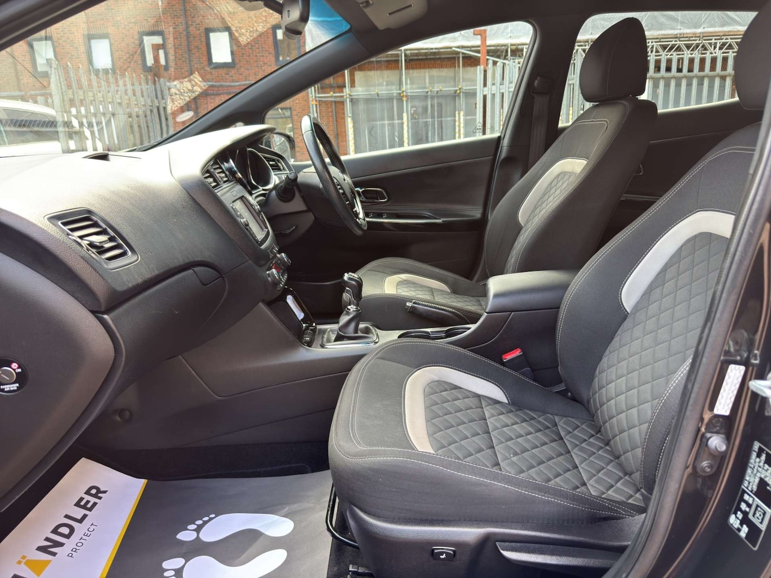 Used Kia Ceed 2016 for sale - 76345020: Photo 19