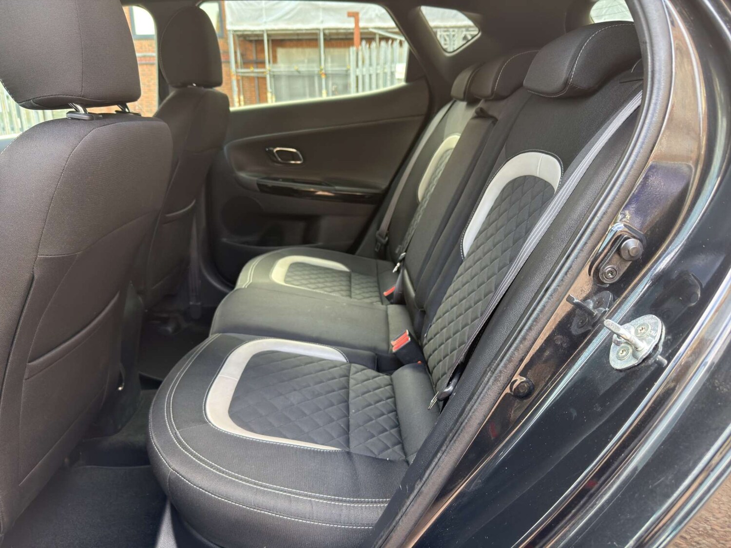 Used Kia Ceed 2016 for sale - 76345020: Photo 21