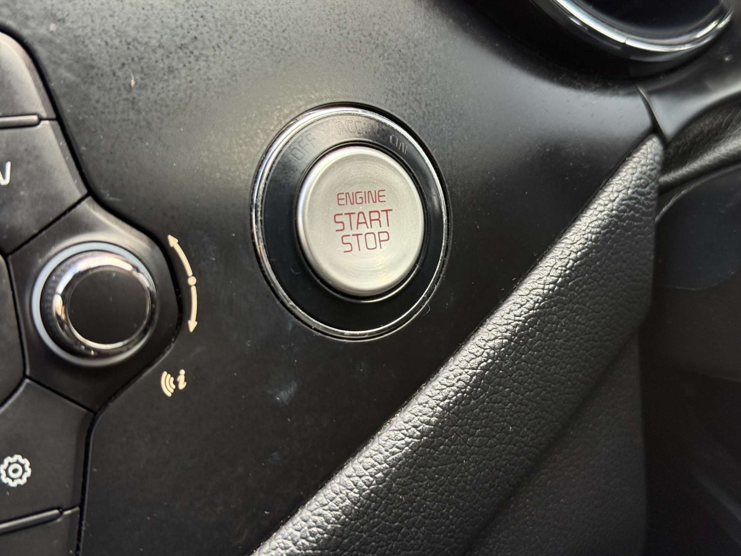 Used Kia Ceed 2016 for sale - 76345020: Photo 34