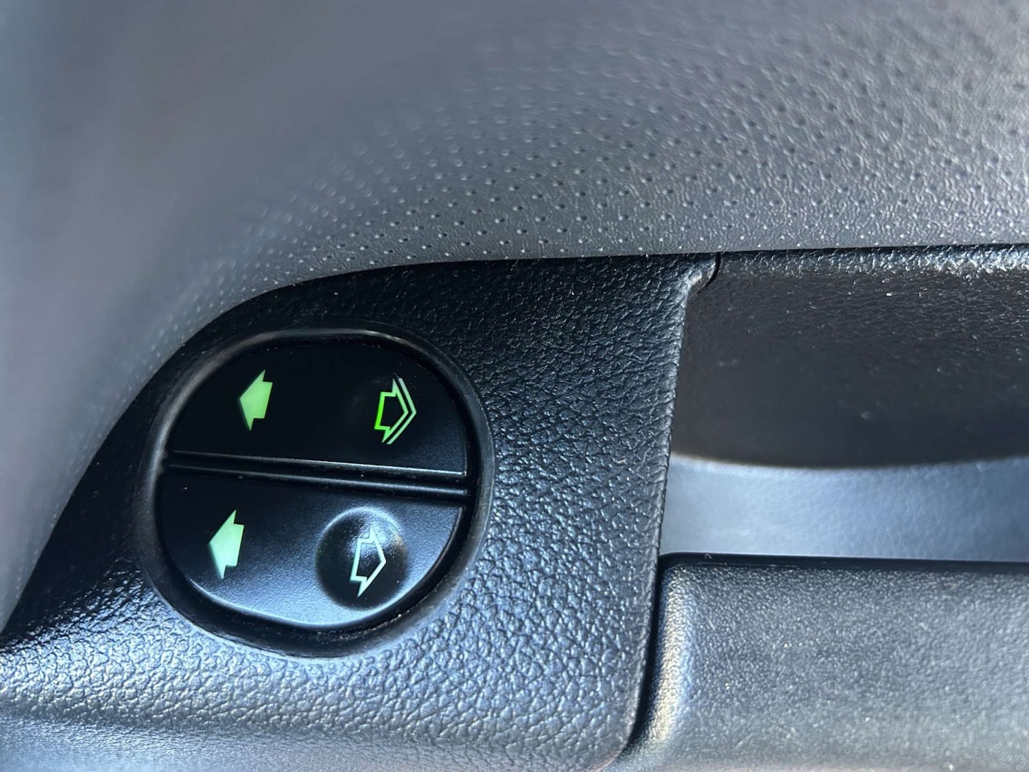 Used Ford Fiesta 2007 for sale - 77187820: Photo 32