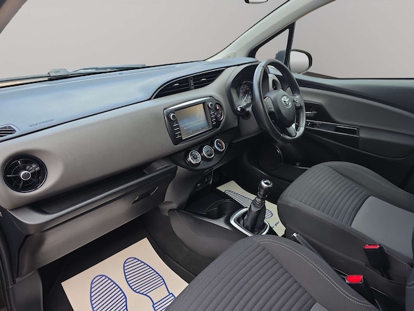 Used Toyota Yaris 2019 for sale - 75651786: Photo 10