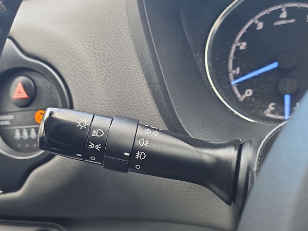 Used Toyota Yaris 2019 for sale - 75651786: Photo 22