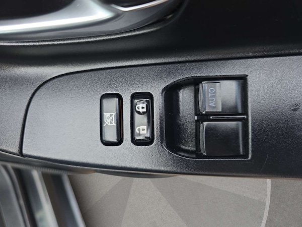 Used Toyota Yaris 2019 for sale - 75651786: Photo 25