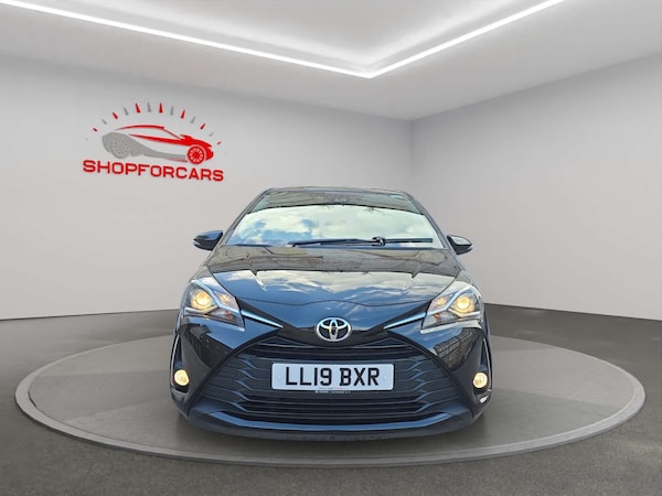 Used Toyota Yaris 2019 for sale - 75651786: Photo 2