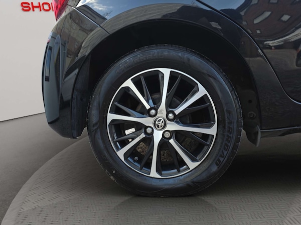 Used Toyota Yaris 2019 for sale - 75651786: Photo 32