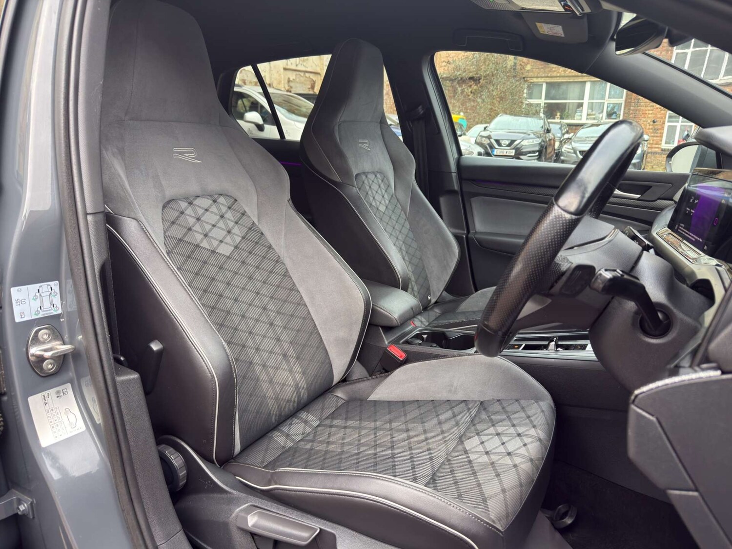 Used Volkswagen Golf 2020 for sale - 77551273: Photo 11